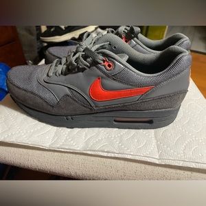 Nike air max 1 atomic orange / cool grey